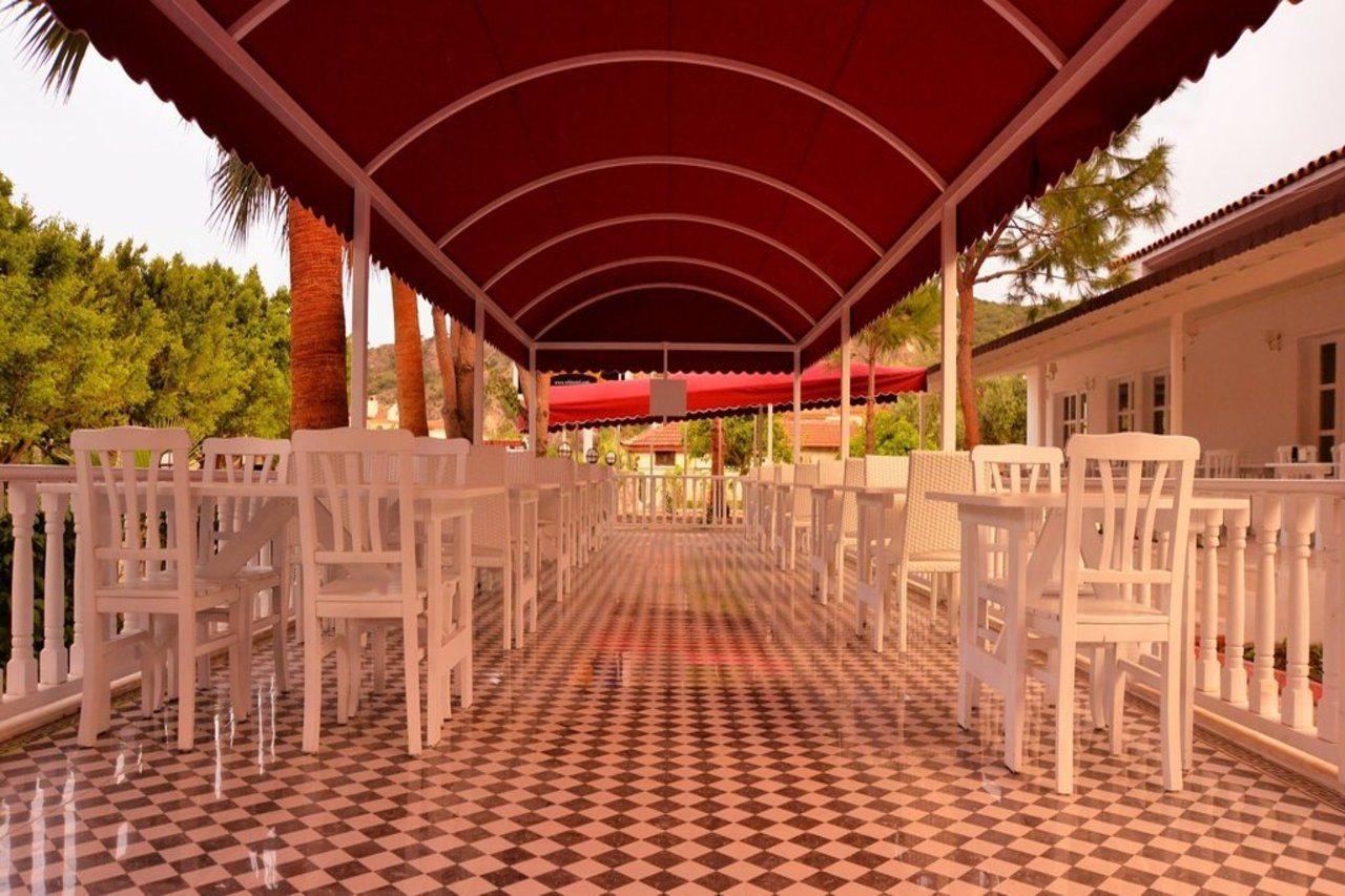 White Hotel โอลลุนเดนิซ ภายนอก รูปภาพ
