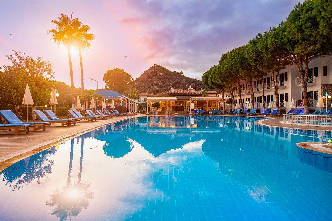 White Hotel โอลลุนเดนิซ ภายนอก รูปภาพ