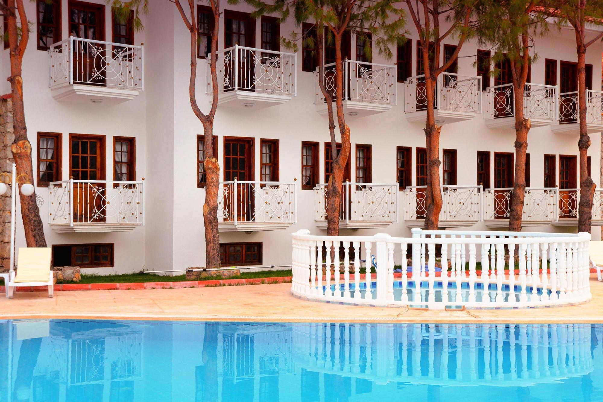 White Hotel โอลลุนเดนิซ ภายนอก รูปภาพ