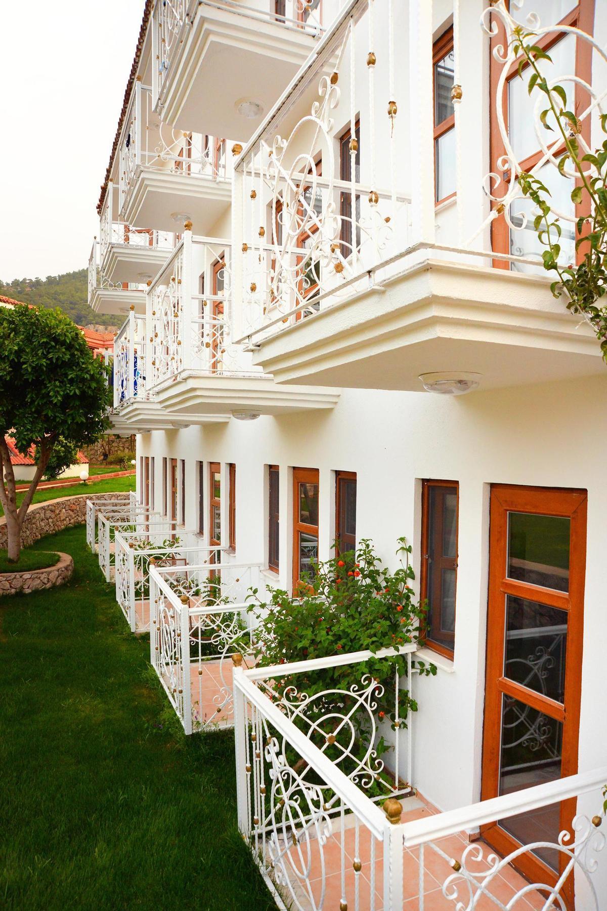 White Hotel โอลลุนเดนิซ ภายนอก รูปภาพ