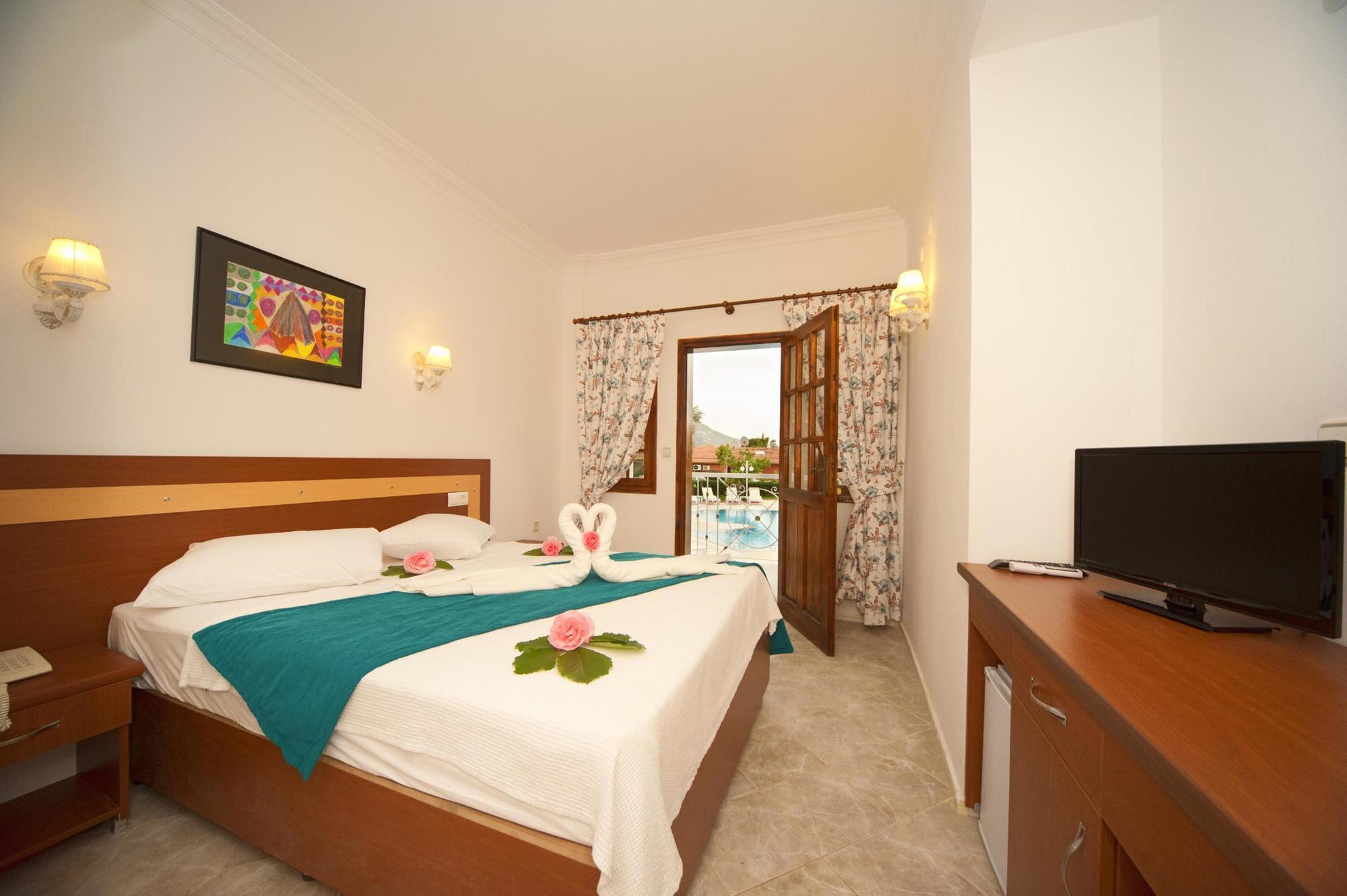 White Hotel โอลลุนเดนิซ ภายนอก รูปภาพ